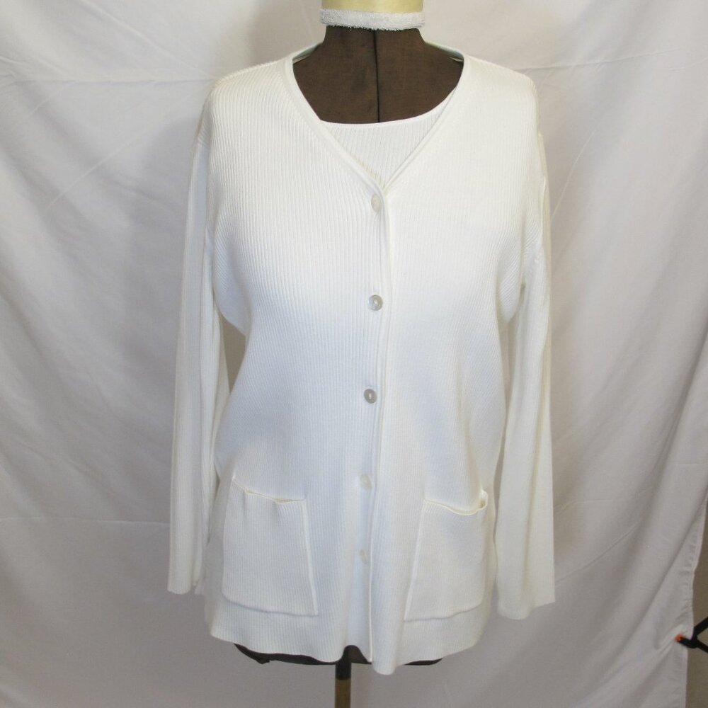 Talbots Petites white sweater set  L  NEVER WORN